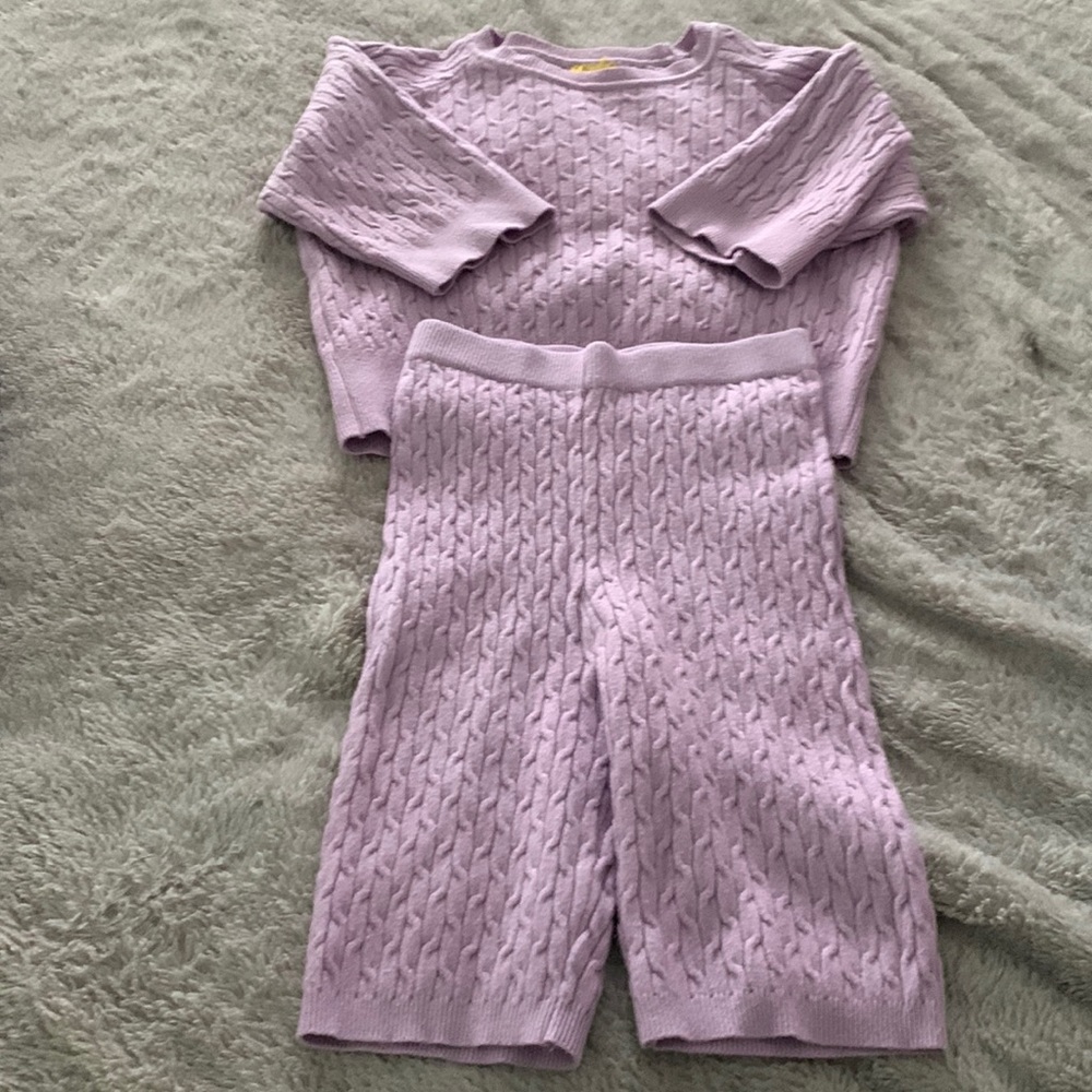 Cute knit short set